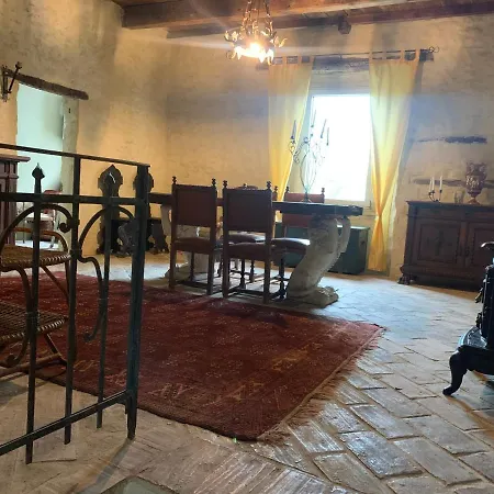Castella * Monte Colombo