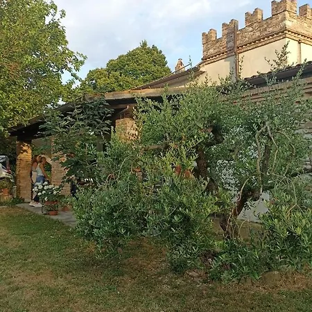 Castella Bed & Breakfast