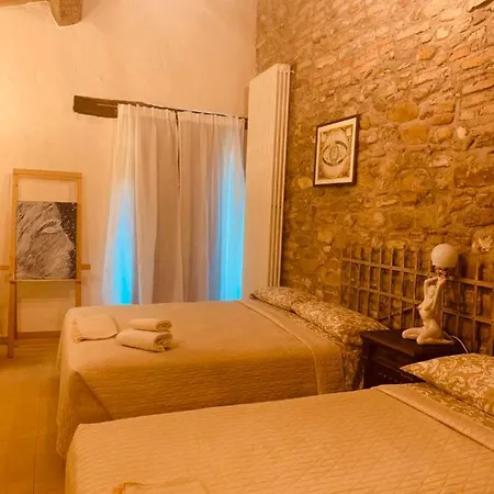 Castella Bed & Breakfast