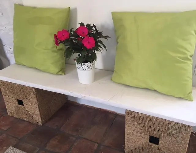 فندق مبيت وإفطار Castella